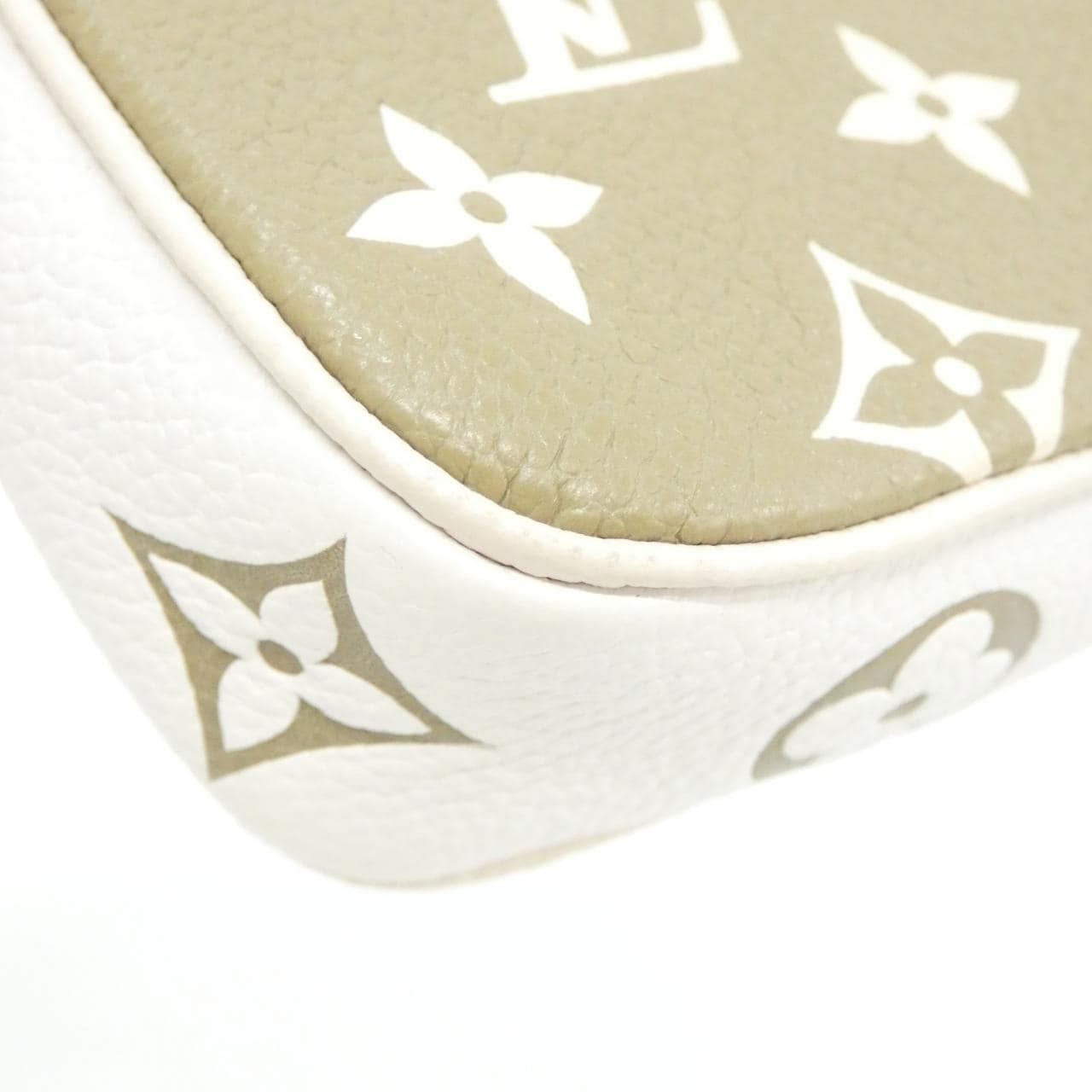 LOUIS VUITTON Pochette M81284 Pochette Monogram 米色 Monogram 中古品A - 縮圖 3