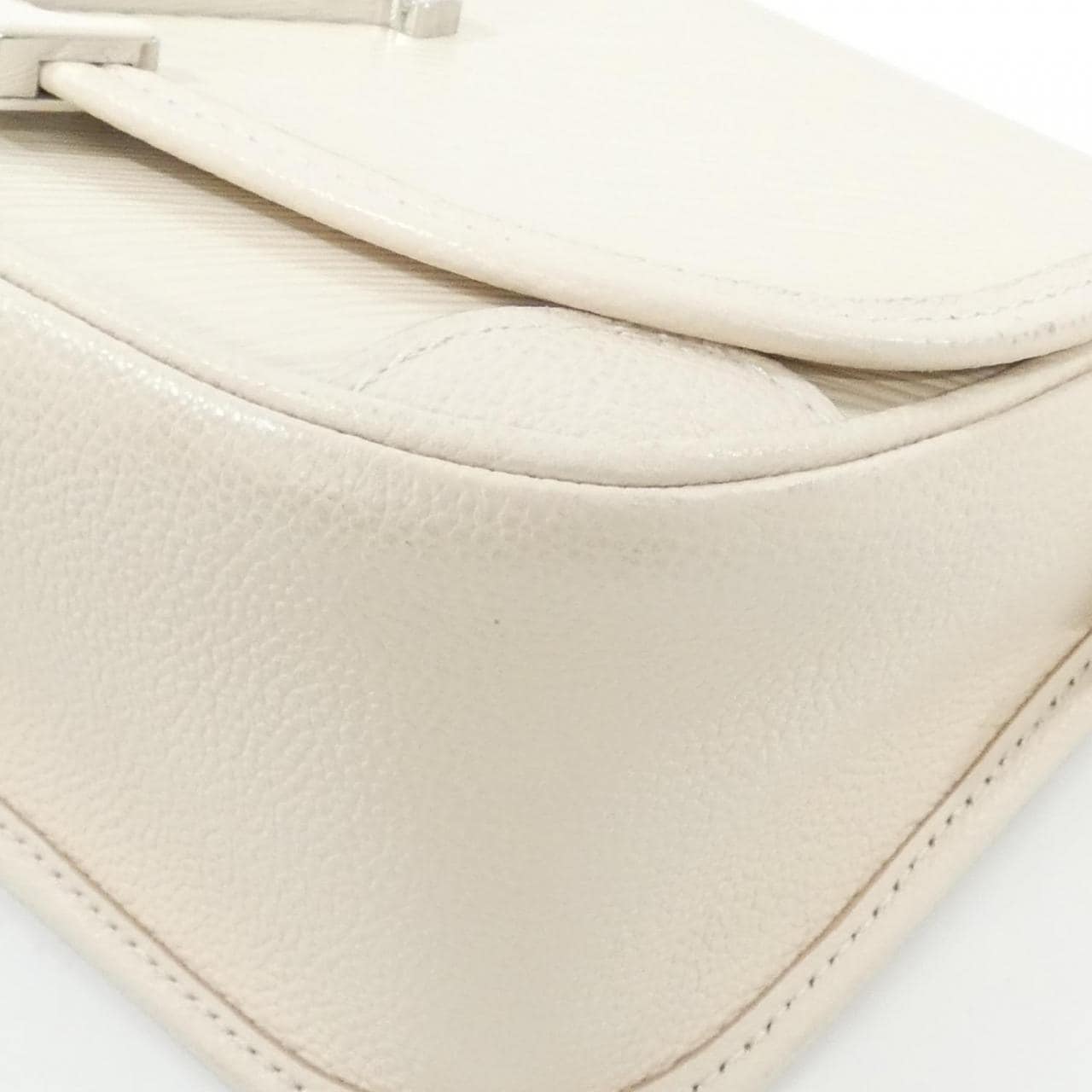 LOUIS VUITTON M59457 Shoulder Epi 黑色 Epi 中古品A - 縮圖 3