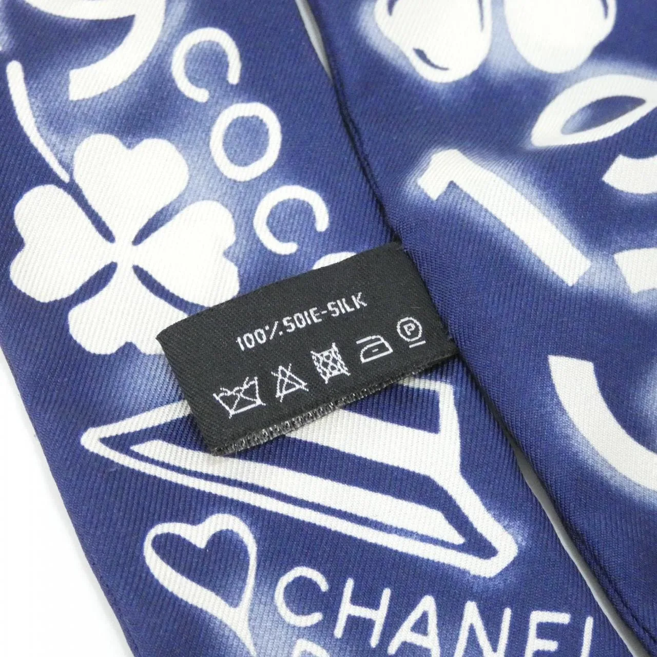 CHANEL AA0349 Accessories White Rank A - Thumbnail 3