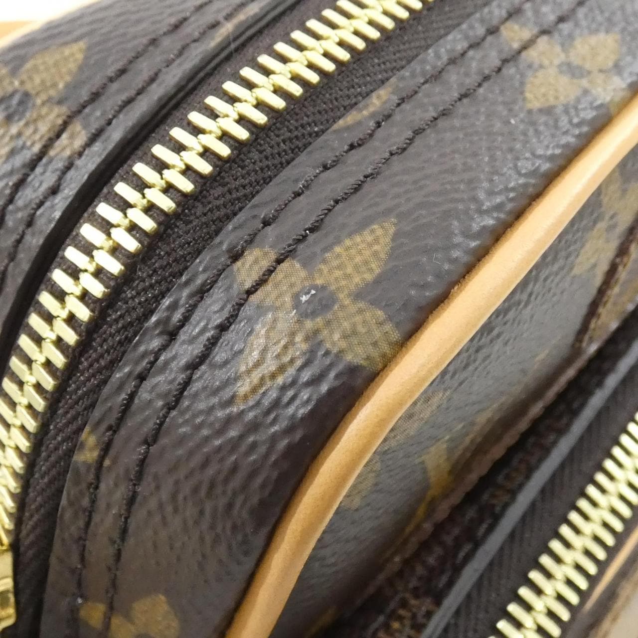 LOUIS VUITTON Nile M26068 Shoulder Bag Monogram Ebene Monogram Rank A - Thumbnail 4