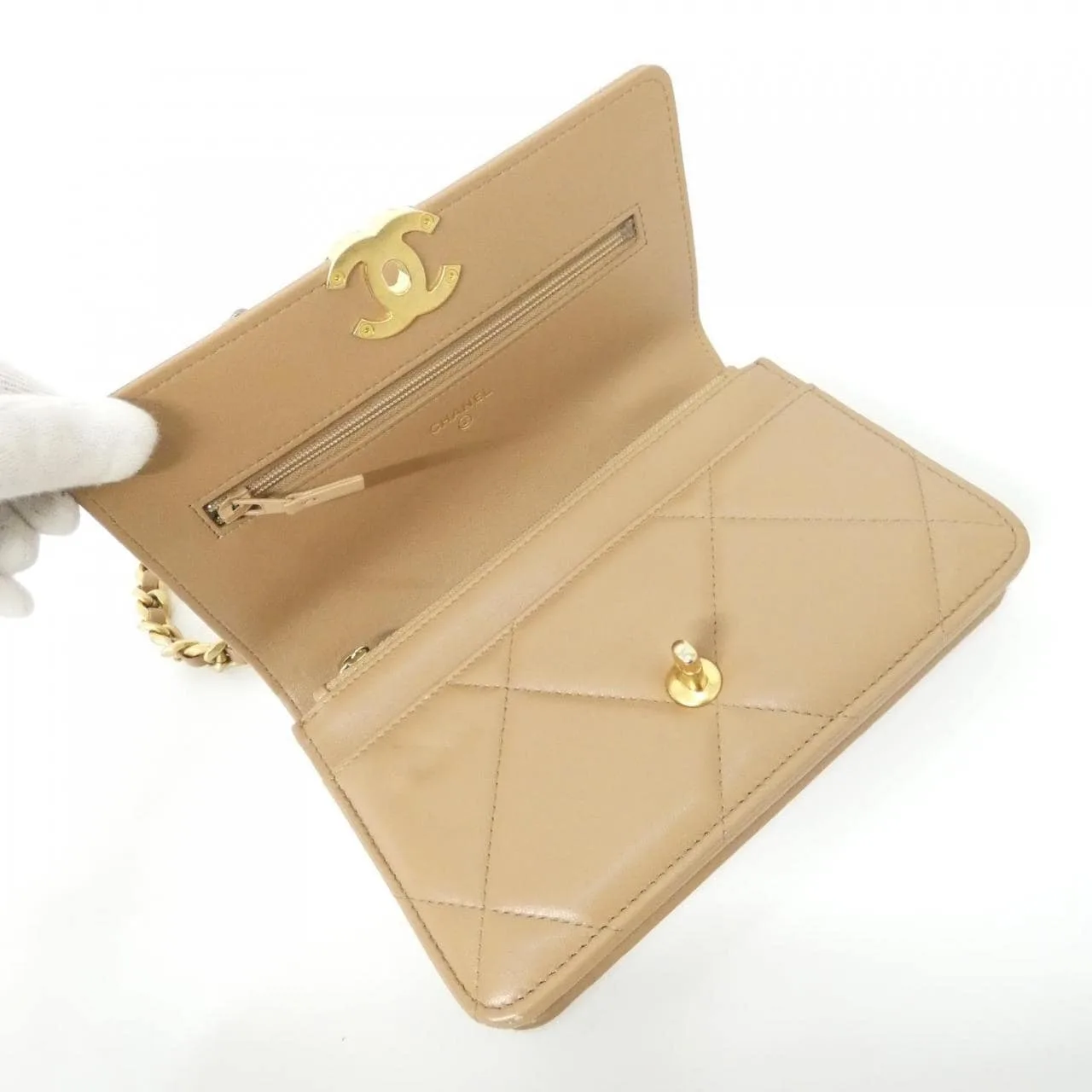 CHANEL Chanel 19 AP3267 Wallet Lambskin Beige Lambskin Rank A - Thumbnail 7