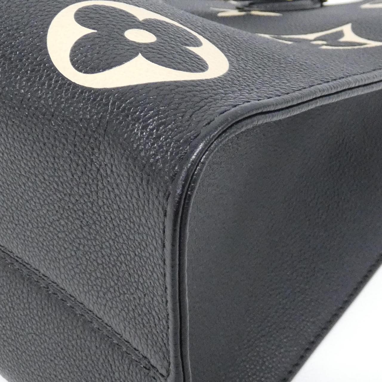 LOUIS VUITTON OnTheGo M45495 Bag Monogram Black Monogram Rank A - Thumbnail 2