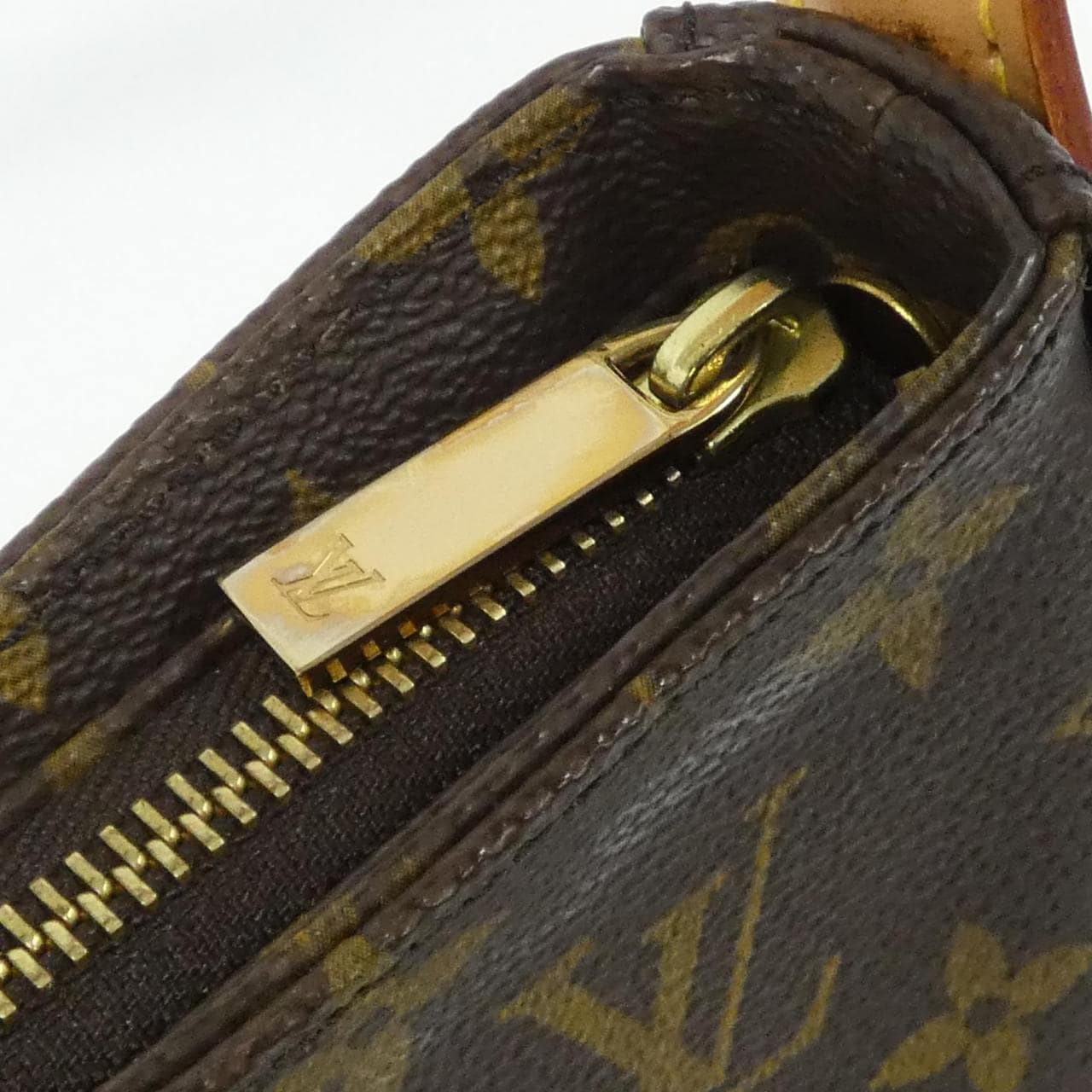 LOUIS VUITTON Looping M51146 Shoulder Monogram 黑色 Monogram 中古品A - 縮圖 3