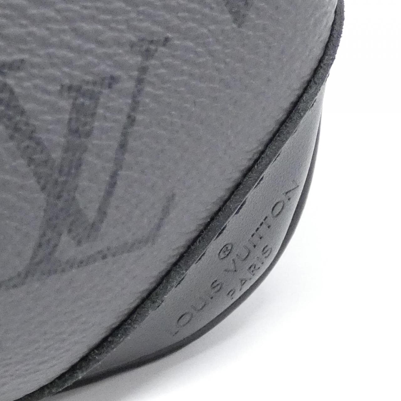 LOUIS VUITTON Eclipse M69443 Shoulder Bag Monogram 黑色 Monogram 中古品A - 縮圖 4