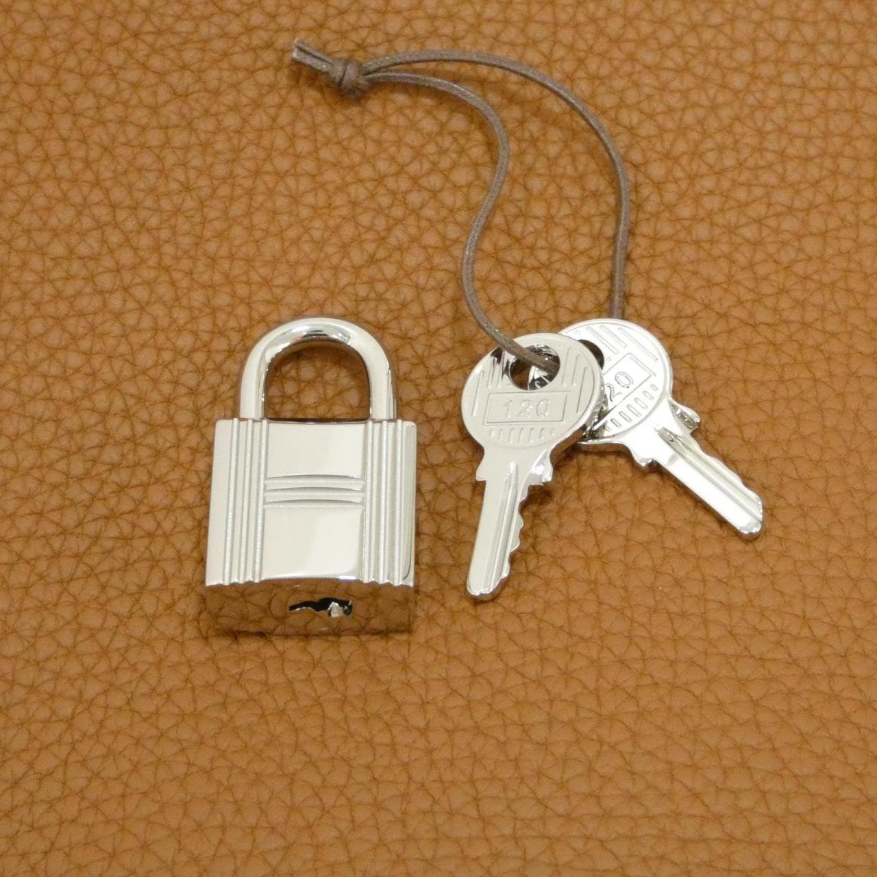 HERMES 060991CK Handbag Clemence Gold Clemence Leather - Thumbnail 3