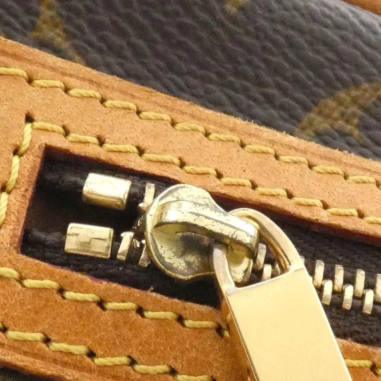 LOUIS VUITTON Pochette M51183 Shoulder Monogram 黑色 Monogram 中古品B - 縮圖 6