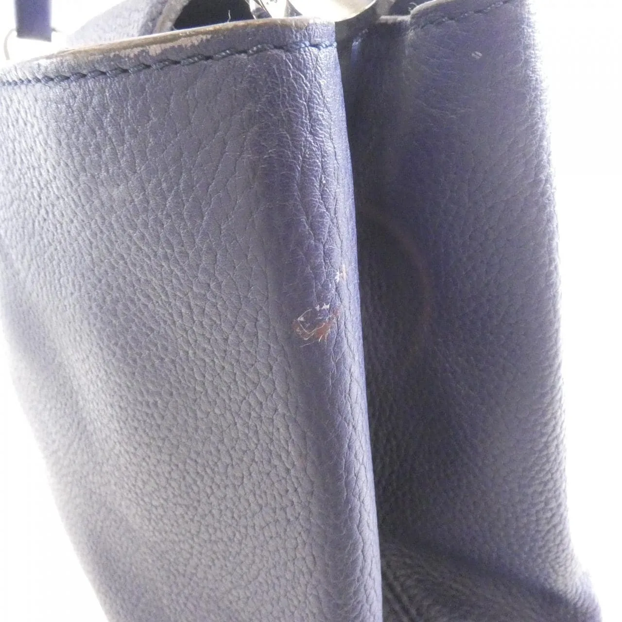 LOUIS VUITTON Capucines M94665 Handbag 藍色 中古品B - 縮圖 5