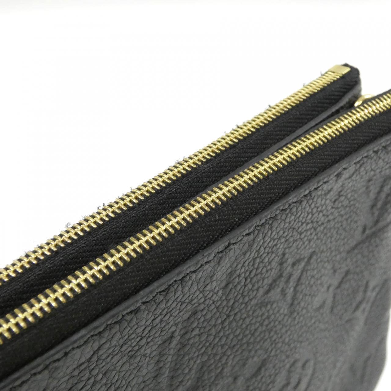 LOUIS VUITTON Pochette M68568 Shoulder Monogram 黑色 Monogram 中古品A - 縮圖 4