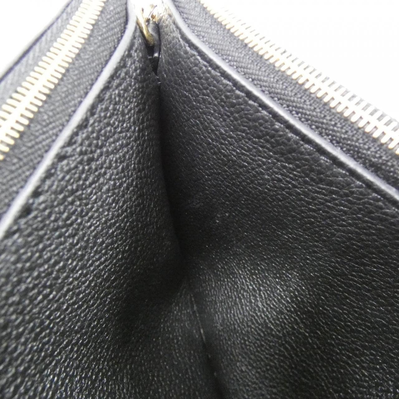 LOUIS VUITTON Pochette M68568 Shoulder Monogram 黑色 Monogram 中古品A - 縮圖 8