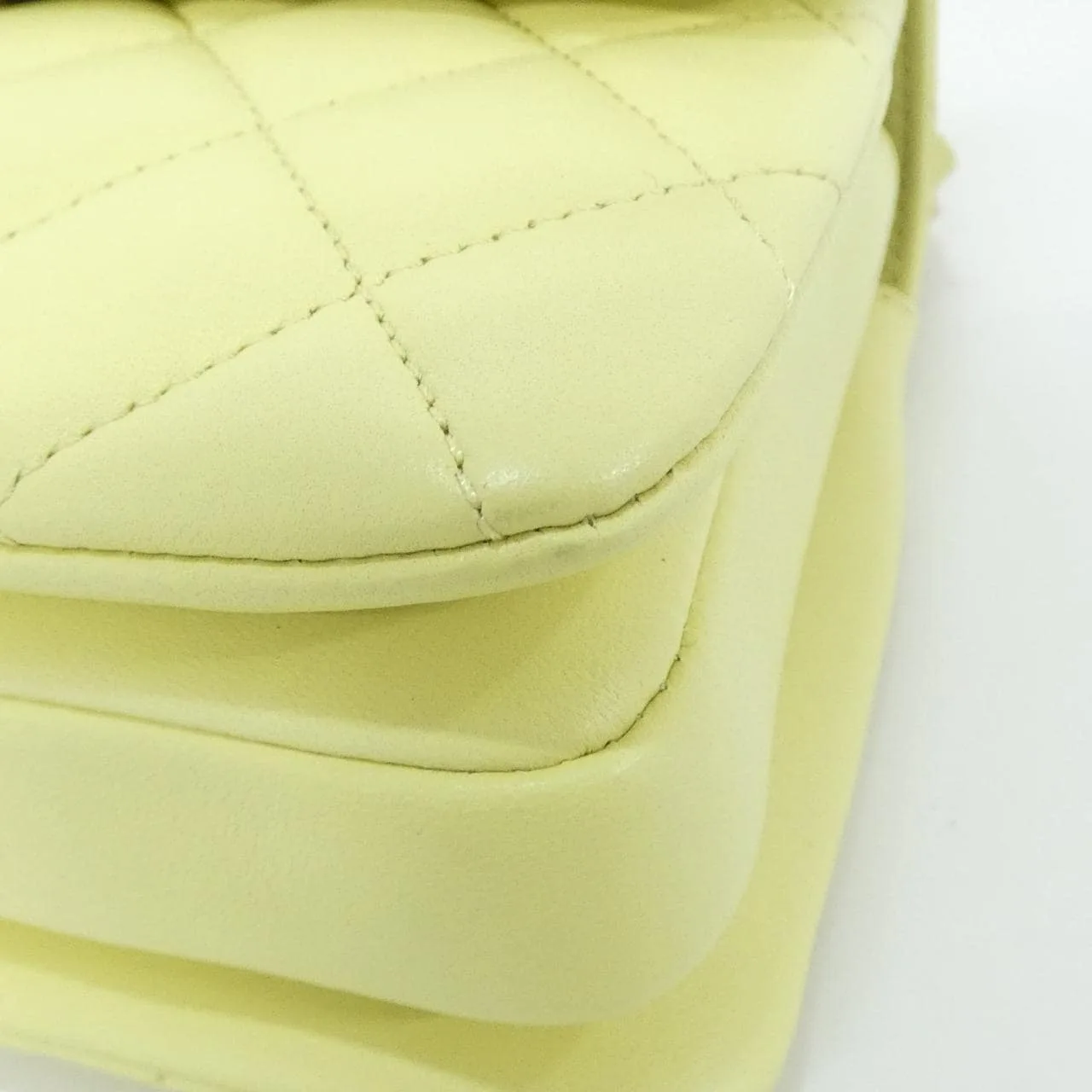 CHANEL AS4654 Handbag Lambskin Yellow Lambskin Rank A - Thumbnail 3