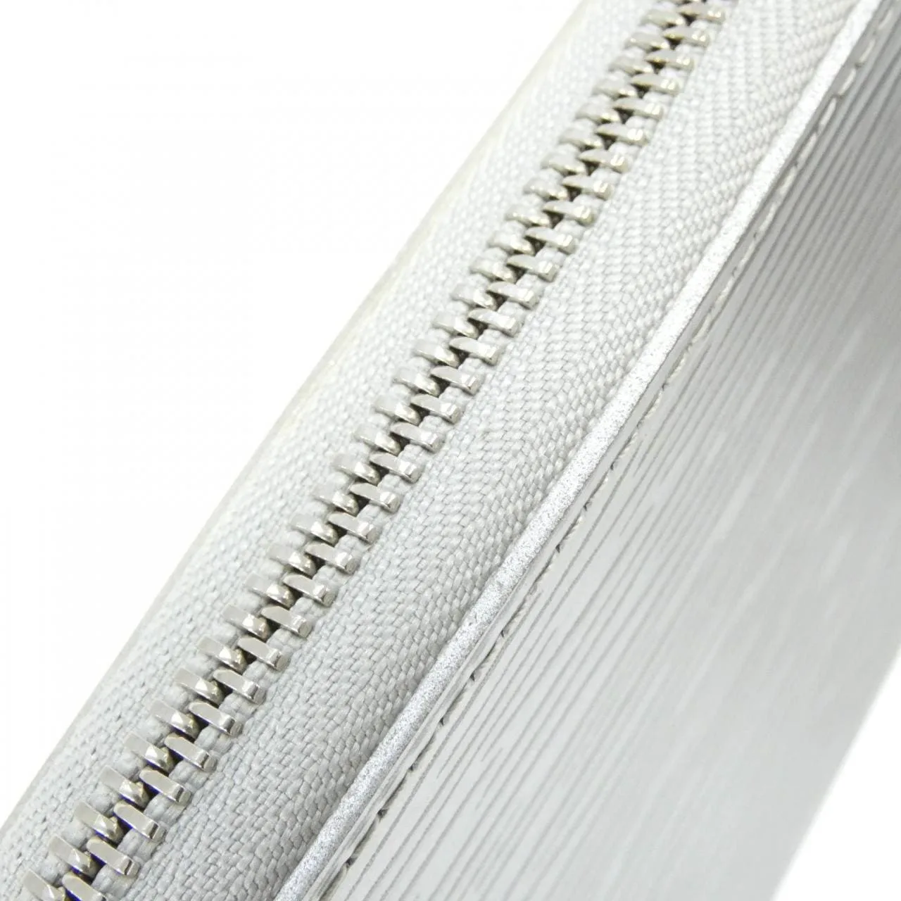 LOUIS VUITTON M82794 Wallet Epi 銀色 Epi 中古品A - 縮圖 4