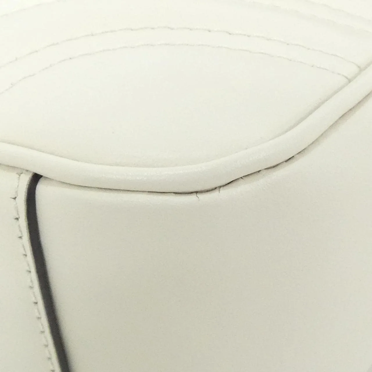 GUCCI Marmont 443497 DTDID Shoulder Leather Black Leather Rank A - Thumbnail 3