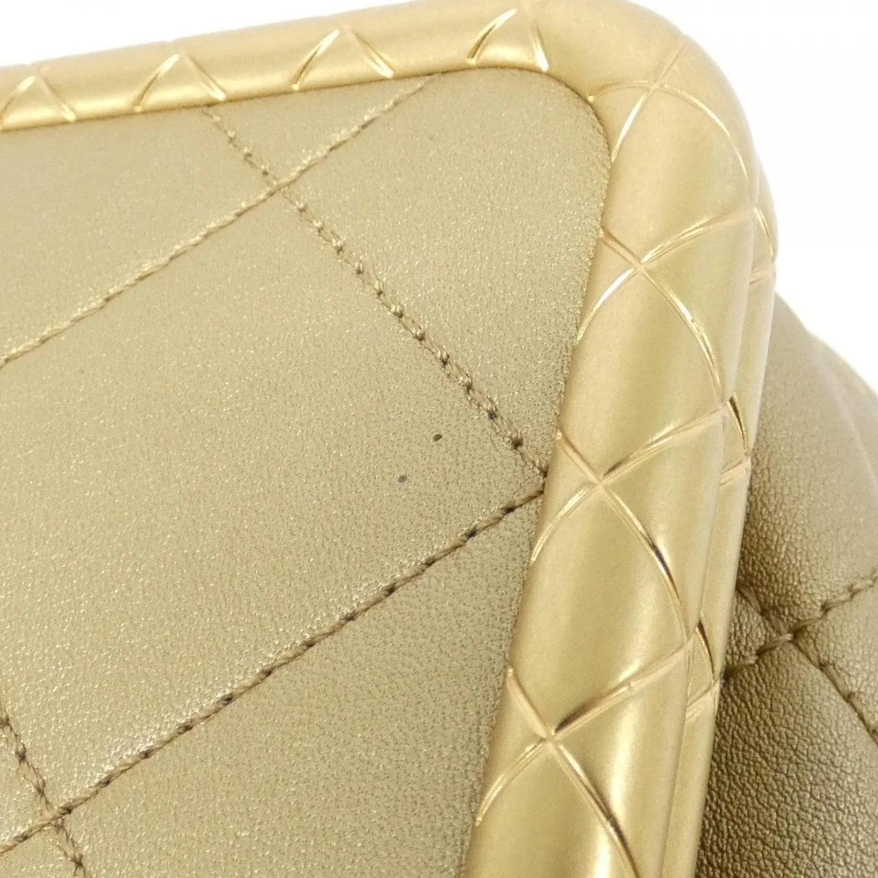 CHANEL Chanel 19 AS1886 Handbag Lambskin Gold Lambskin - Thumbnail 4