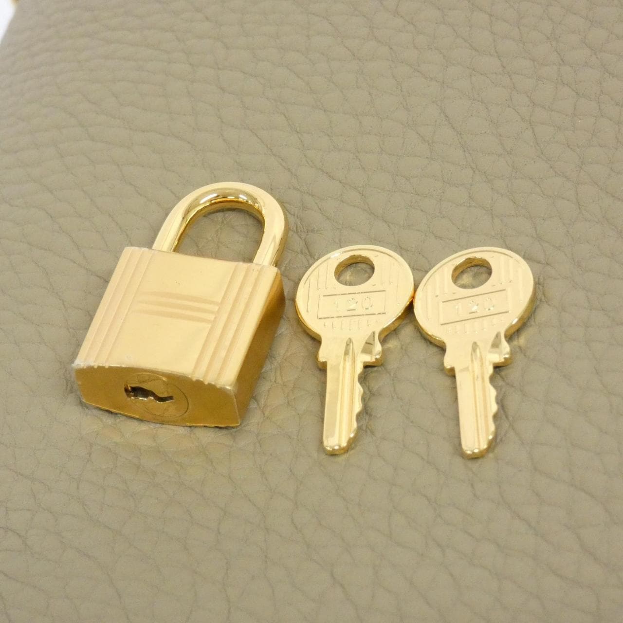 HERMES 056289CC Handbag Clemence Beige Clemence Leather - Thumbnail 3