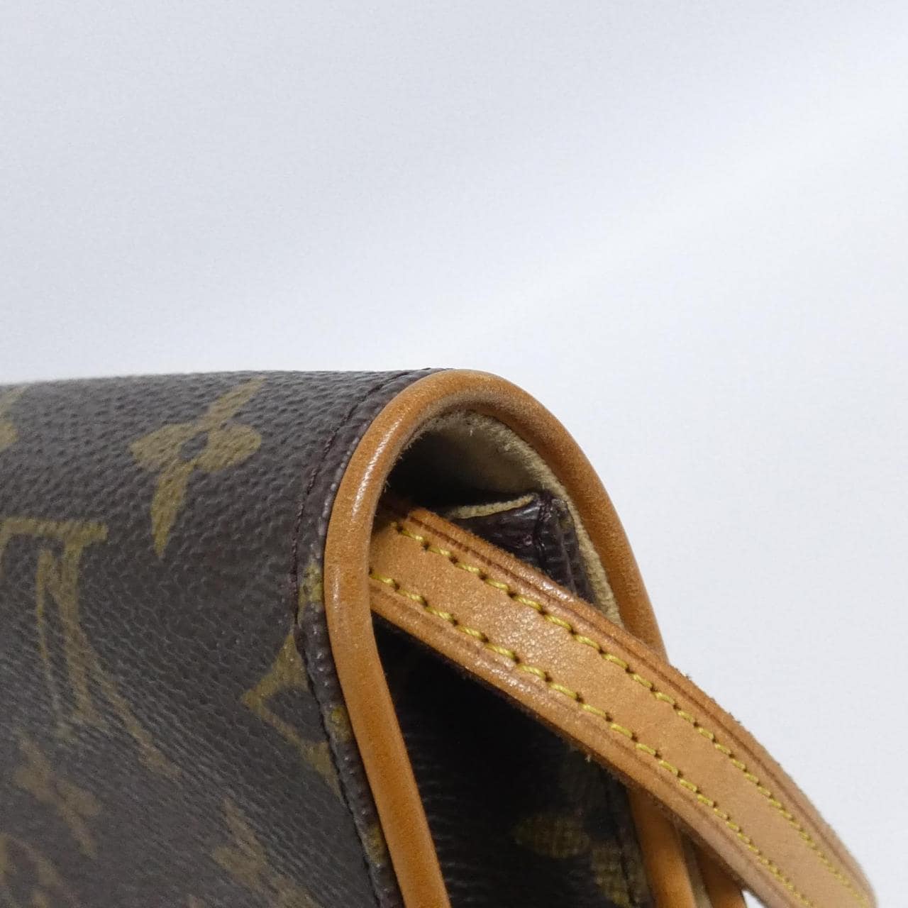 LOUIS VUITTON Pochette M51852 Shoulder Bag Monogram Black Monogram - Thumbnail 5