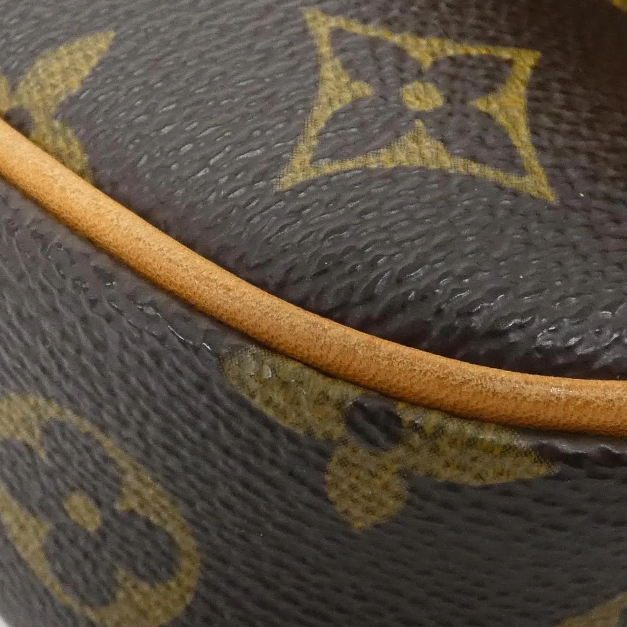 LOUIS VUITTON Pochette M51870 Shoulder Monogram 黑色 Monogram 中古品A - 縮圖 3