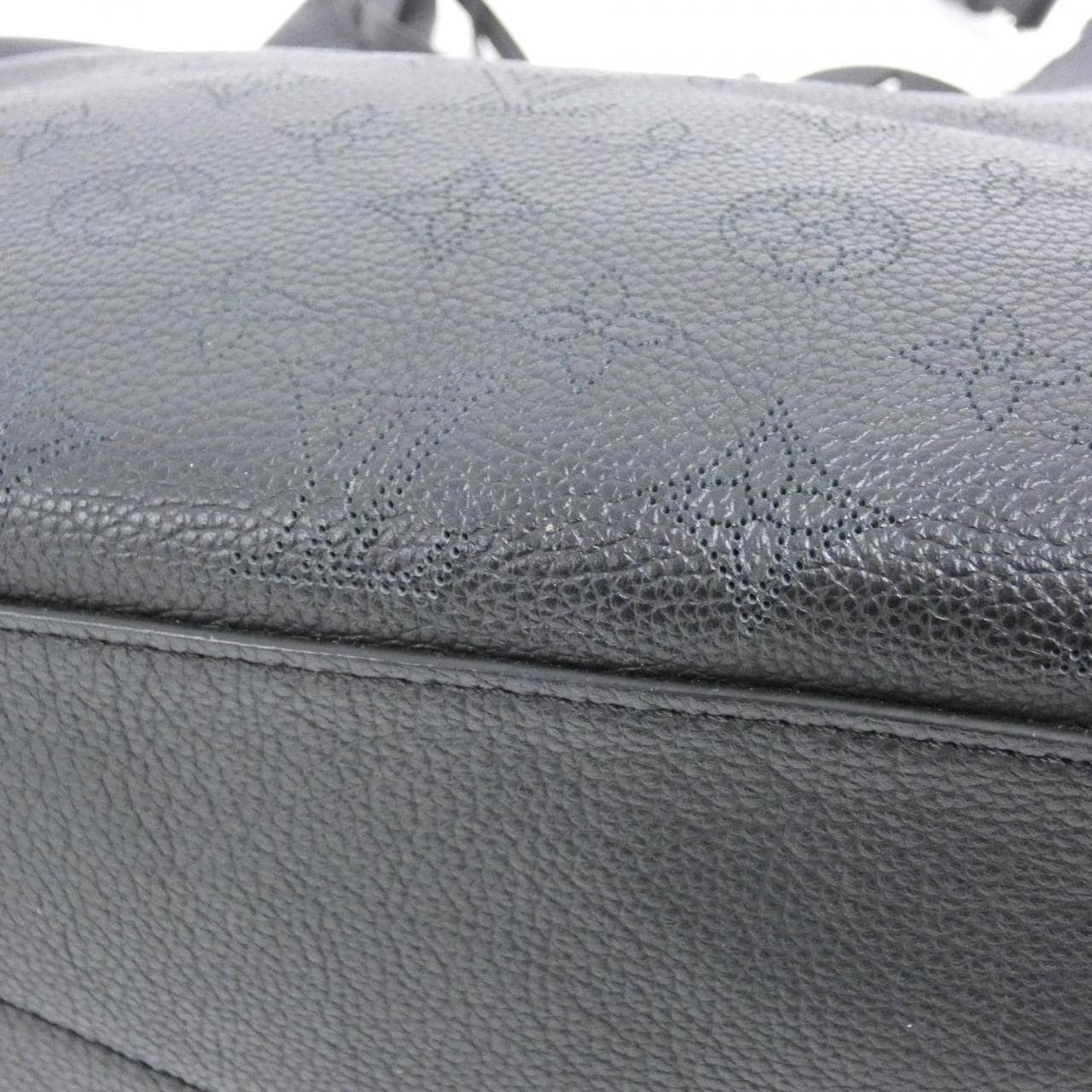 LOUIS VUITTON Mahina M52950 Shoulder 黑色 中古品A - 縮圖 4