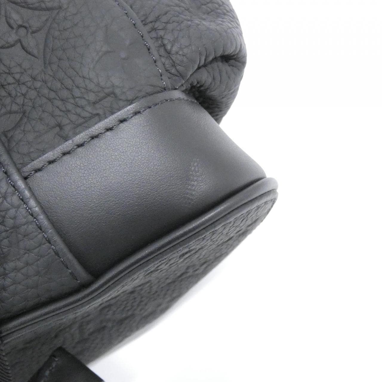 LOUIS VUITTON M20899 Backpack Monogram Black Monogram - Thumbnail 4
