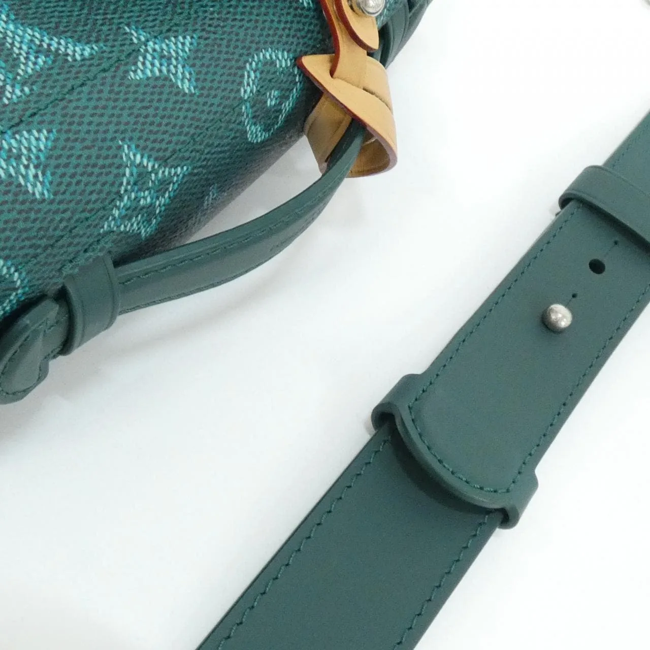 LOUIS VUITTON M12686 Shoulder Monogram Black Monogram Rank A - Thumbnail 5