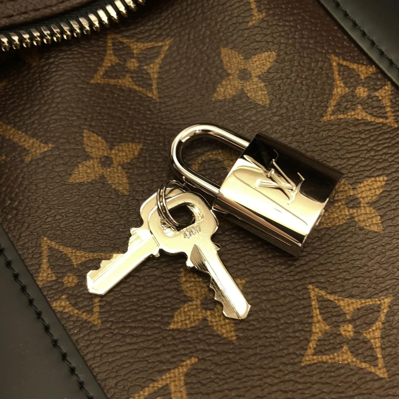 LOUIS VUITTON Keepall M56711 Boston Monogram 黑色 Monogram 中古品A - 縮圖 6
