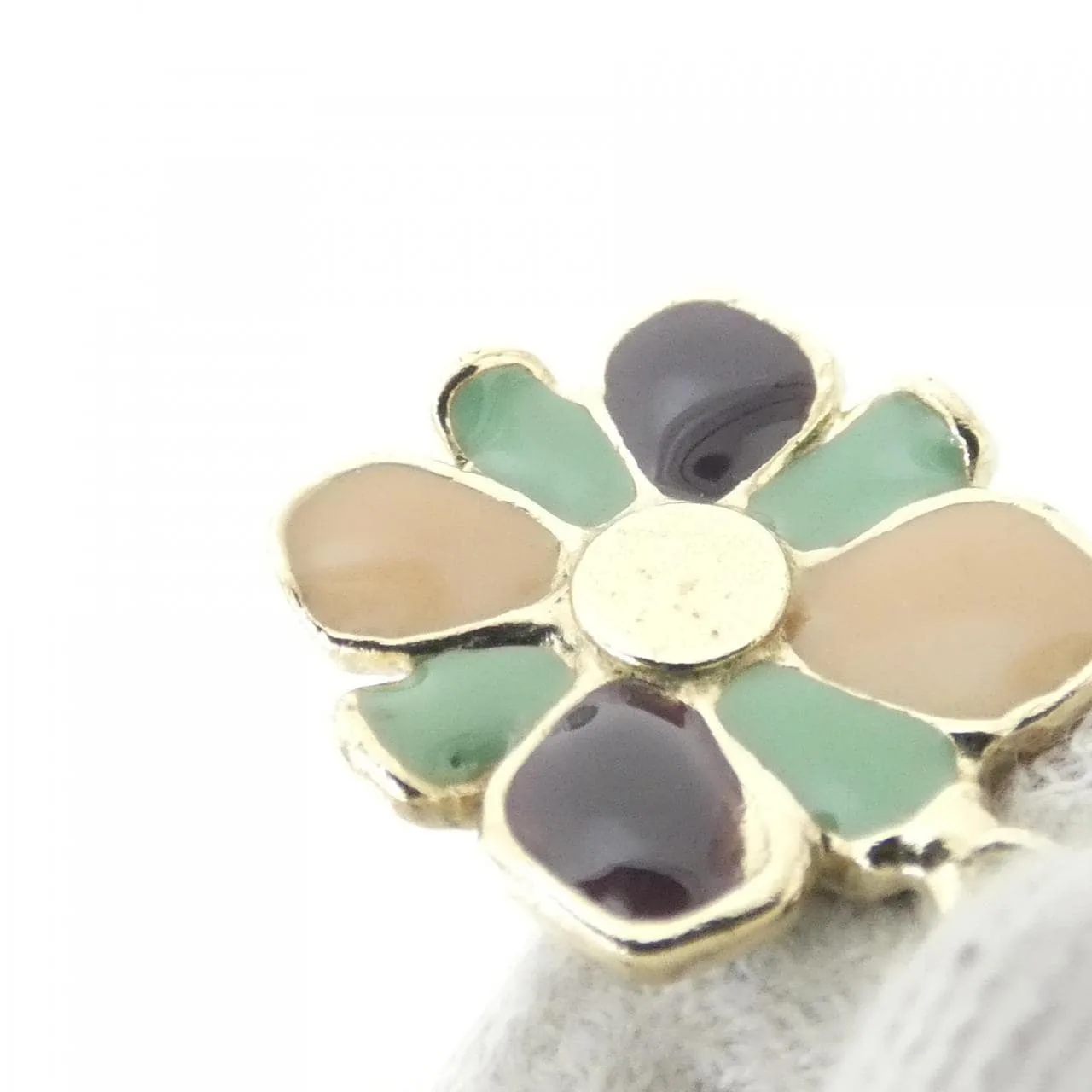 CHANEL Accessories Beige Rank A - Thumbnail 4