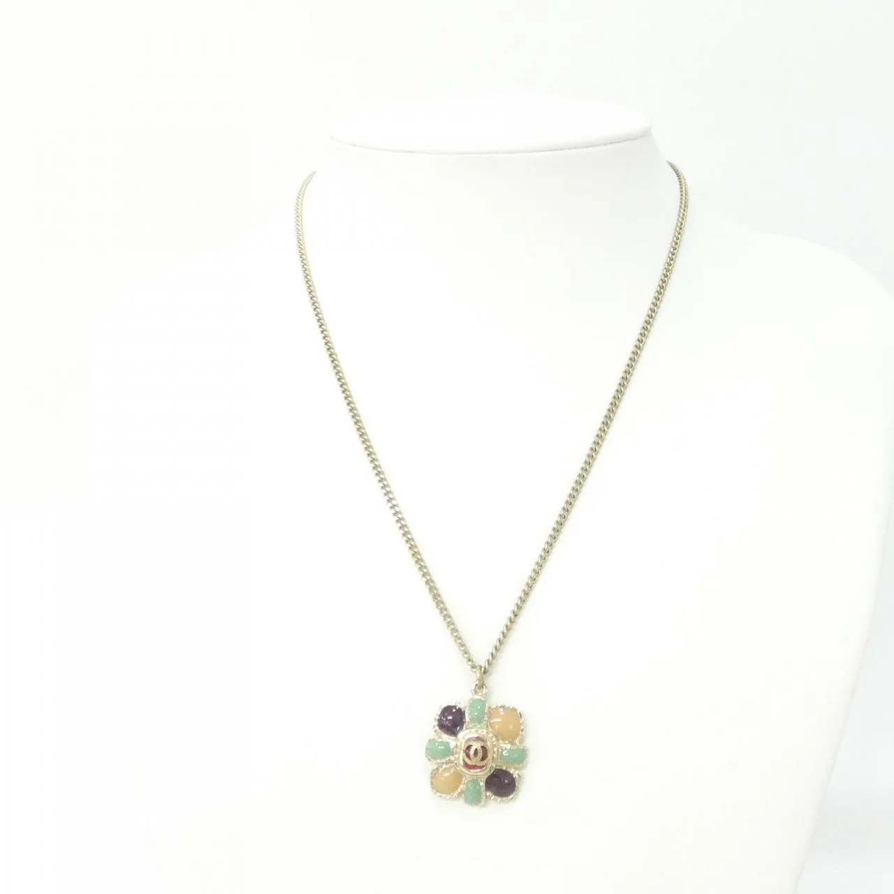 CHANEL Accessories Beige Rank A - Thumbnail 7