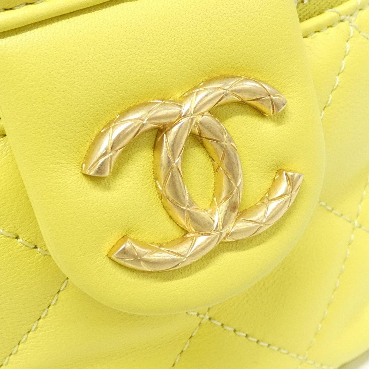 CHANEL Chanel 22 AS3228 Handbag 黃色 中古品A - 縮圖 4