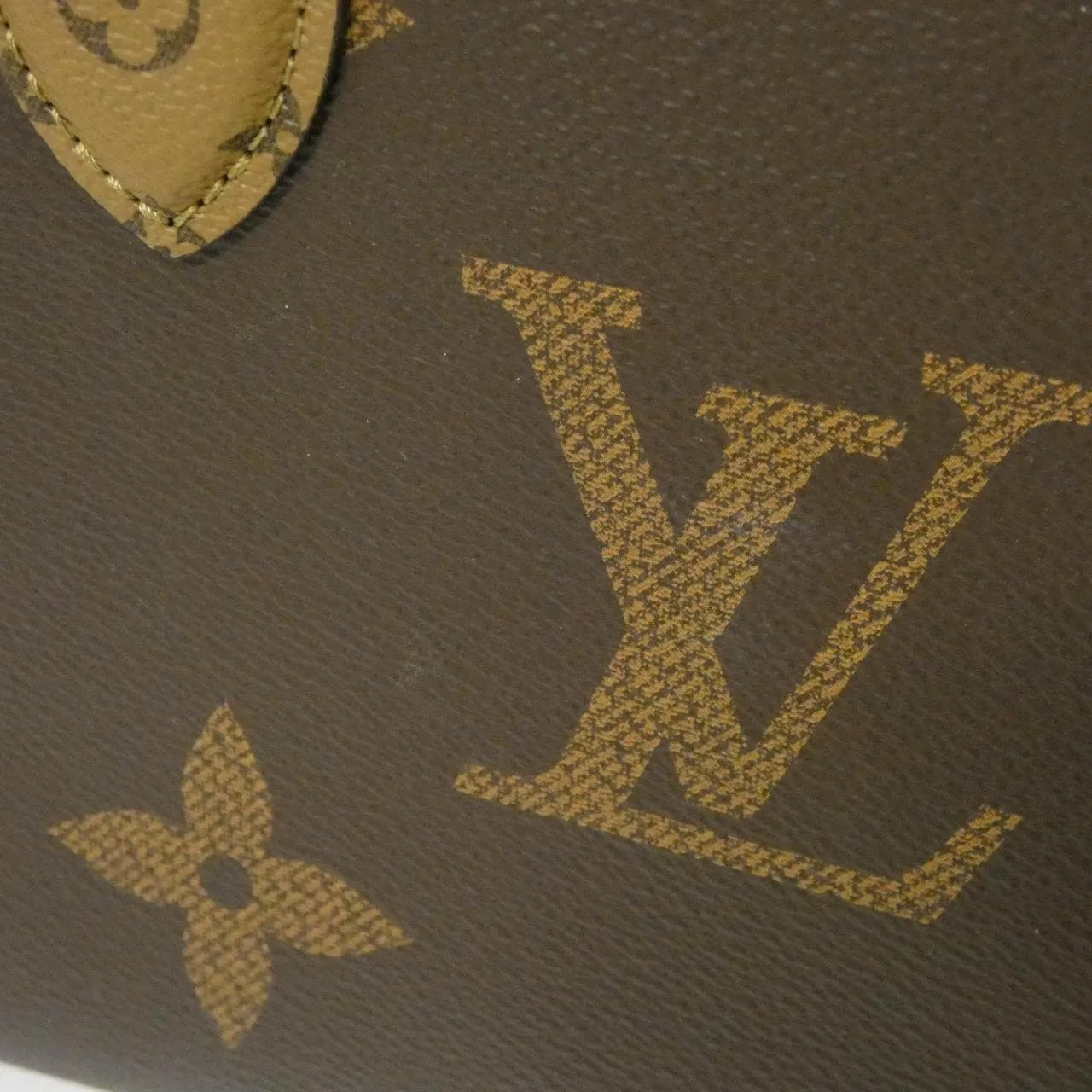 LOUIS VUITTON OnTheGo M46373 Handbag Monogram Black Monogram - Thumbnail 4