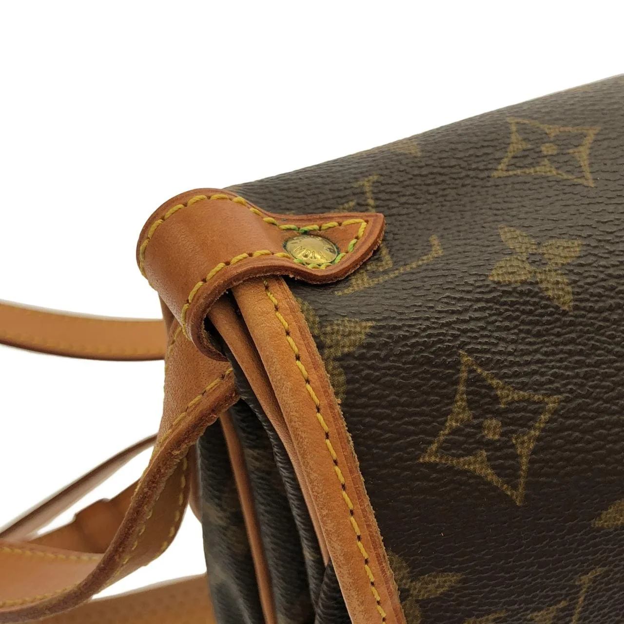 LOUIS VUITTON Saumur M42256 Shoulder Monogram Black Monogram Rank A - Thumbnail 4