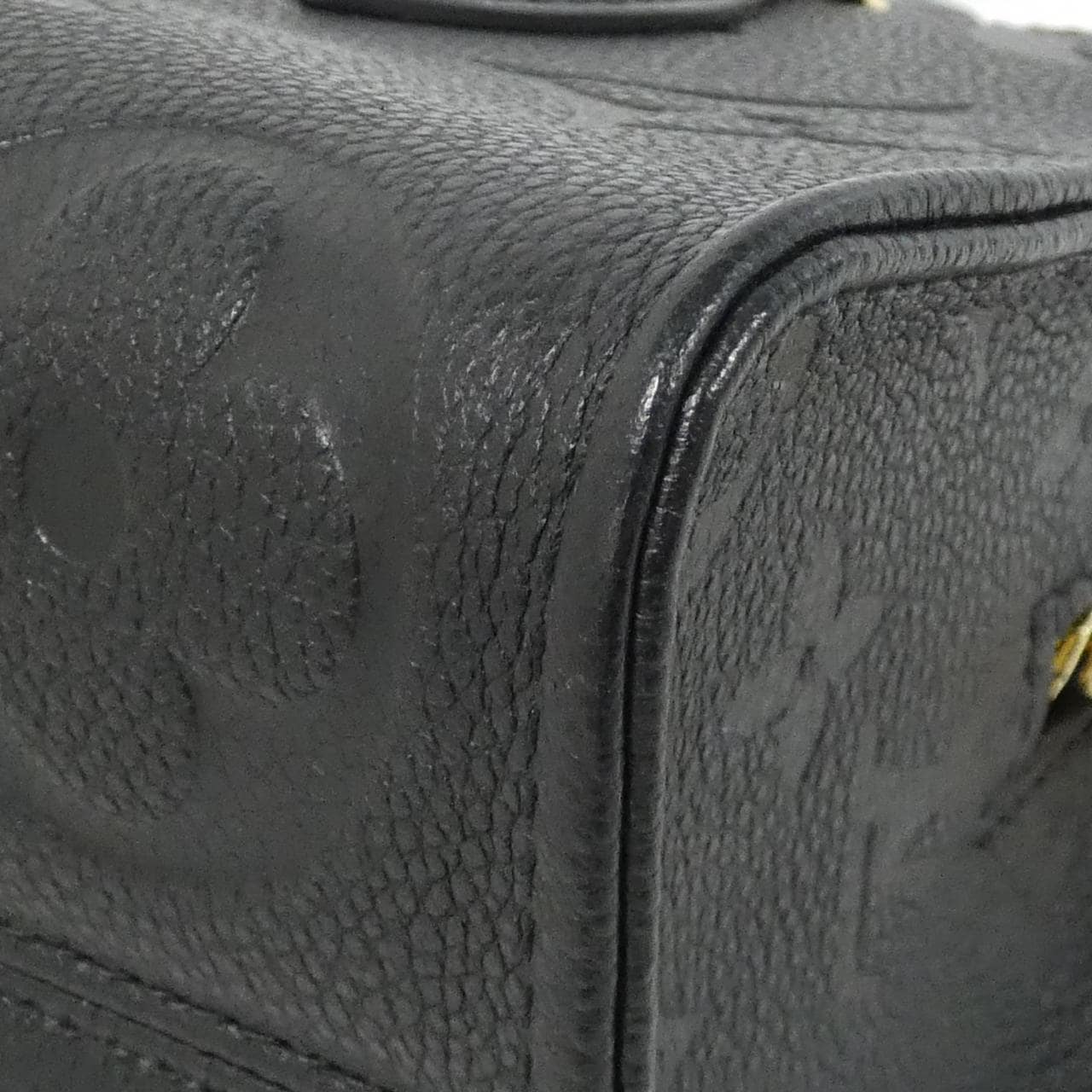 LOUIS VUITTON OnTheGo M23640 Handbag Monogram Black Monogram - Thumbnail 2