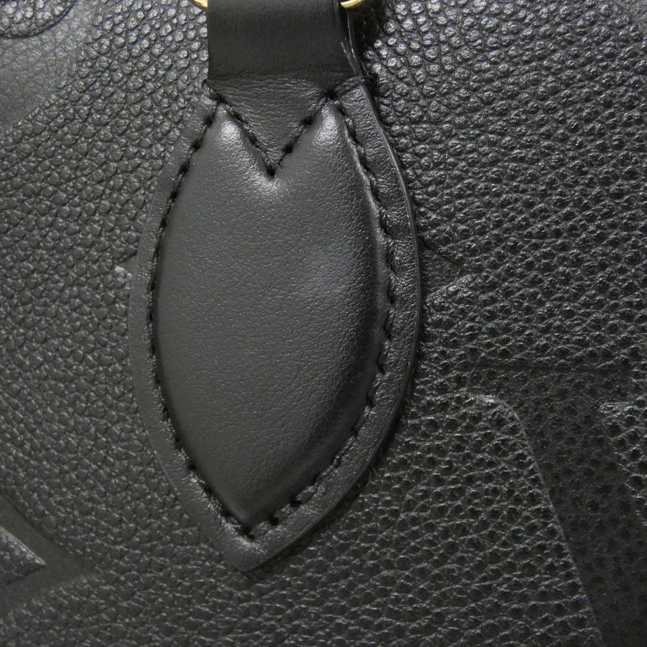 LOUIS VUITTON OnTheGo M23640 Handbag Monogram Black Monogram - Thumbnail 3