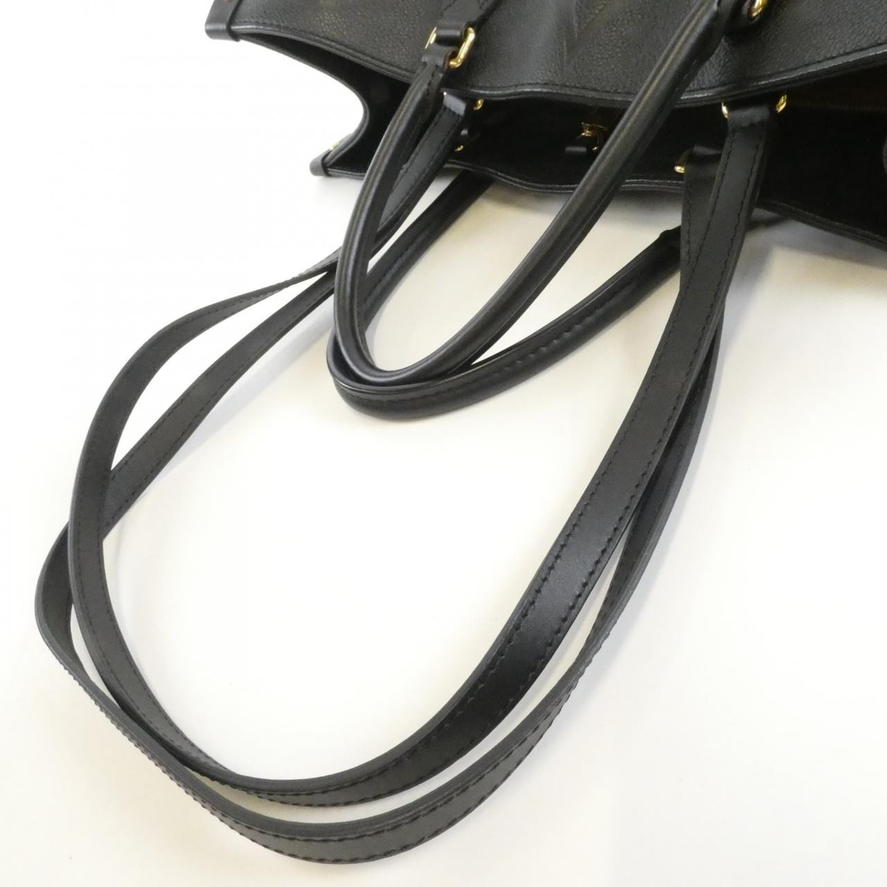 LOUIS VUITTON OnTheGo M44925 Handbag Monogram Black Monogram - Thumbnail 6