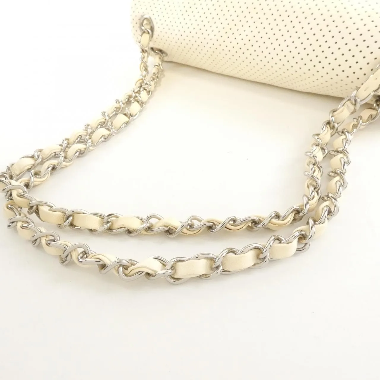 CHANEL 37577 Shoulder Lambskin White Lambskin Rank B - Thumbnail 6