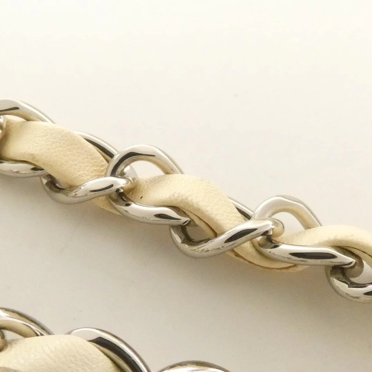 CHANEL 37577 Shoulder Lambskin White Lambskin Rank B - Thumbnail 7