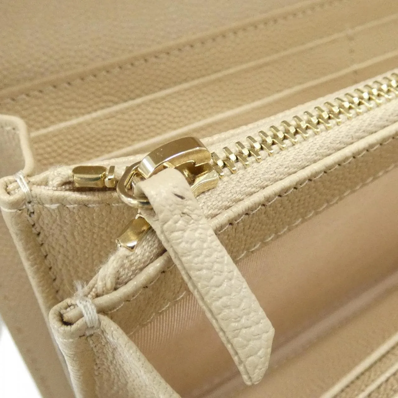 CHANEL 80768 Wallet Grained Calfskin Beige Grained Calfskin Rank A - Thumbnail 6