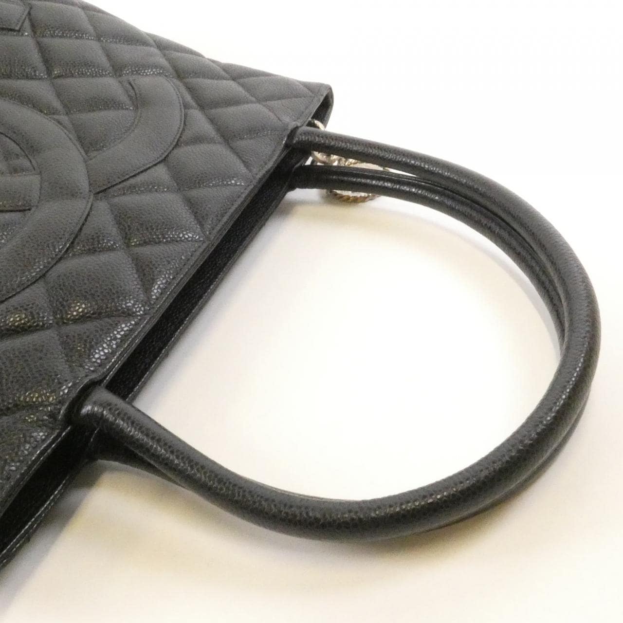 CHANEL Matelasse 1804 Handbag Grained Calfskin Black Grained Calfskin - Thumbnail 4
