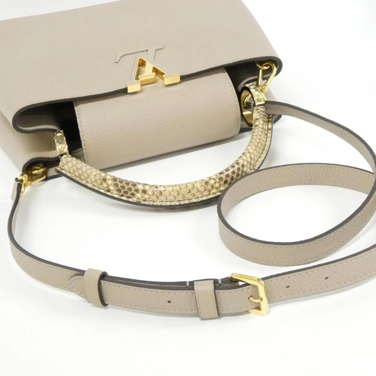 LOUIS VUITTON Capucines N92802 Handbag Leather Black Leather Rank A - Thumbnail 8