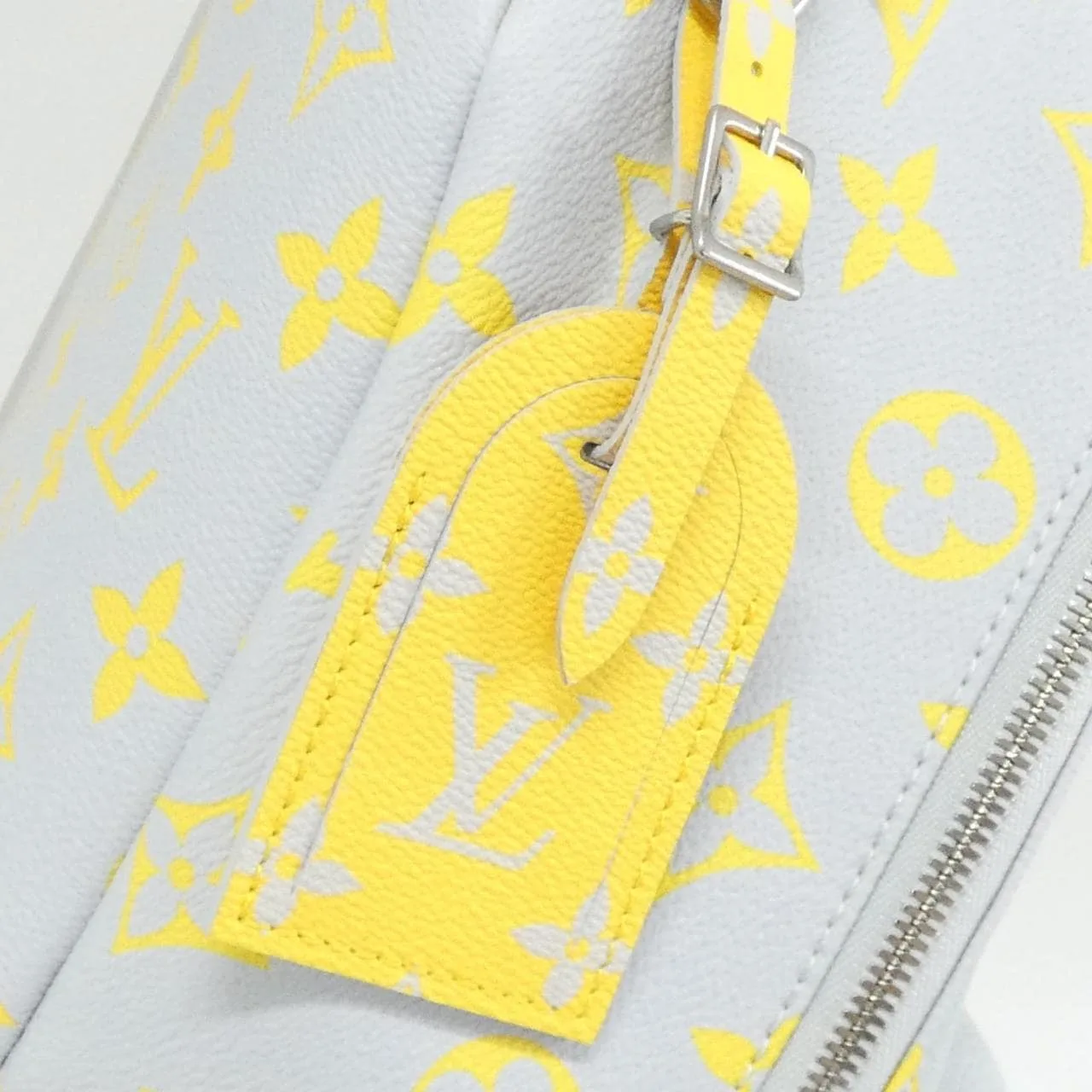 LOUIS VUITTON Discovery M14673 Backpack Monogram 黑色 Monogram 中古品A - 縮圖 4