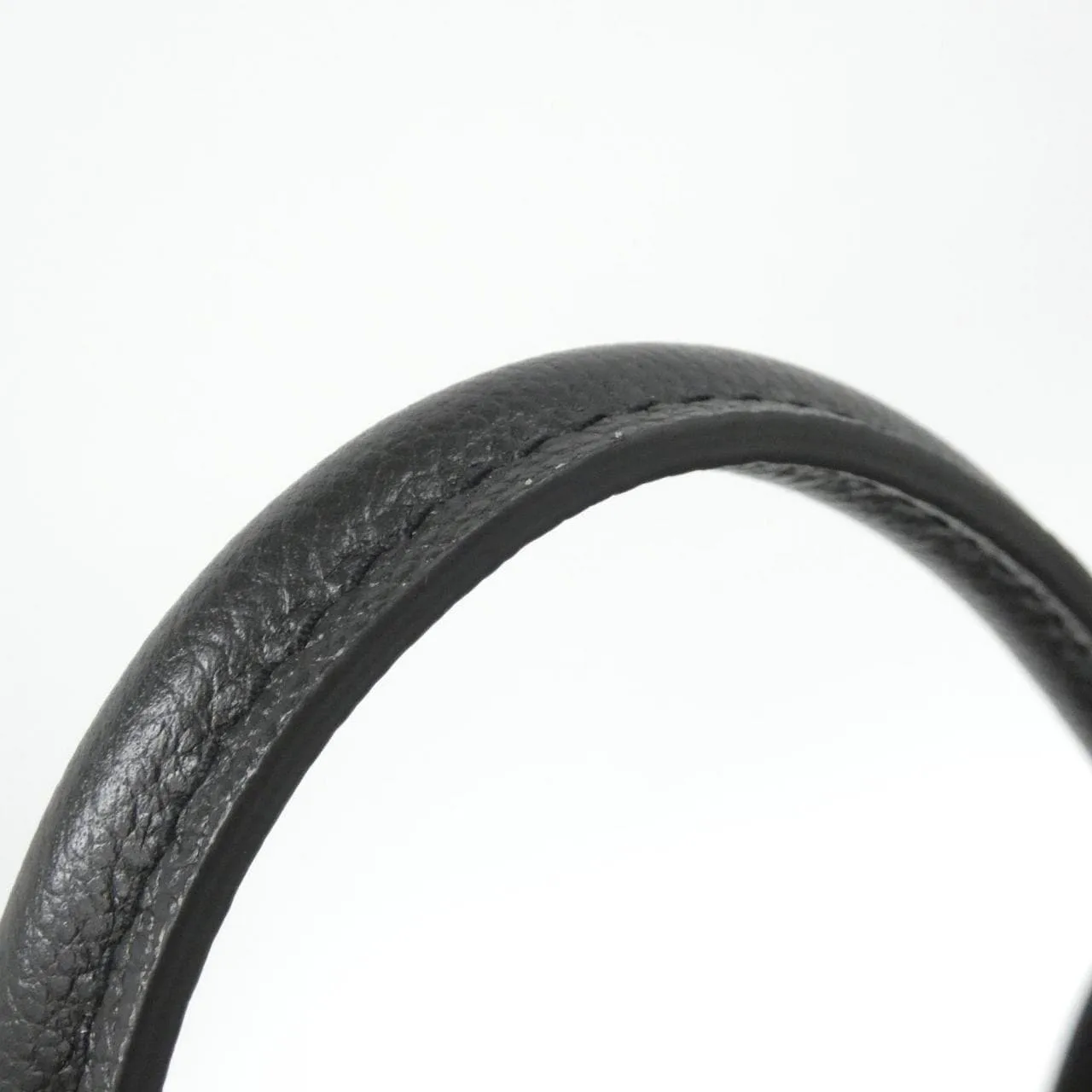 LOUIS VUITTON OnTheGo M45495 Handbag Monogram 黑色 Monogram 中古品A - 縮圖 4