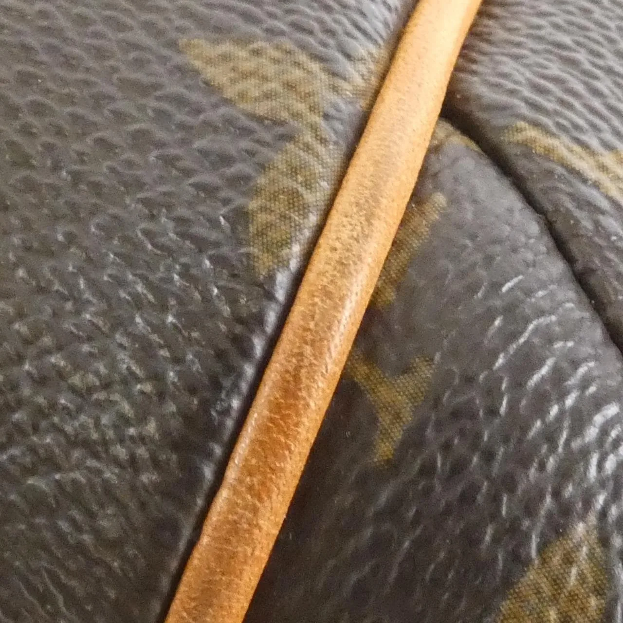 LOUIS VUITTON Totally M56688 Handbag Monogram Black Monogram Rank B - Thumbnail 3