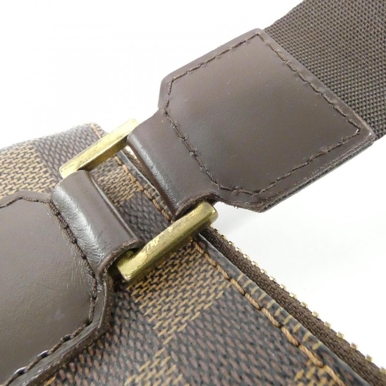 LOUIS VUITTON Pochette N51111 Shoulder Damier 黑色 Damier 中古品A - 縮圖 4