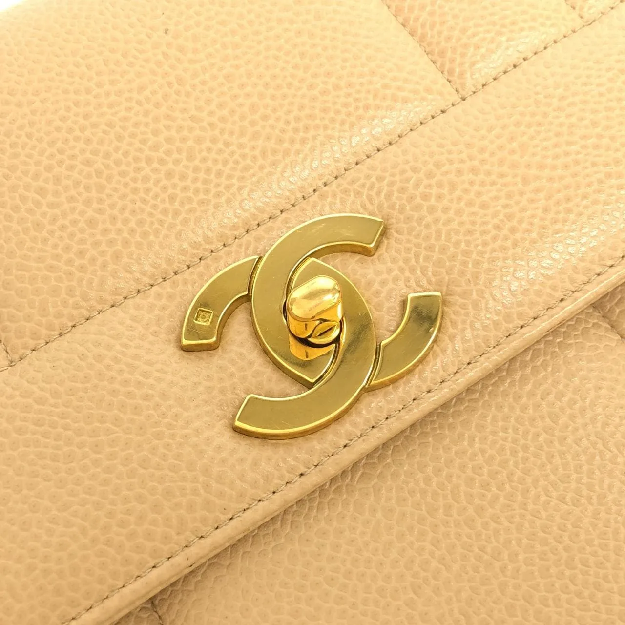 CHANEL Handbag Grained Calfskin 米色 荔枝紋牛皮 中古品A - 縮圖 6