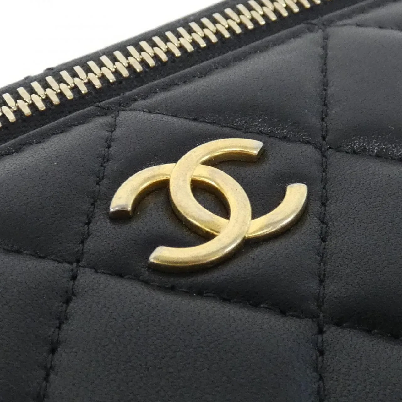 CHANEL Timeless Classic AP2199 Handbag Lambskin 黑色 羊皮 中古品A - 縮圖 4