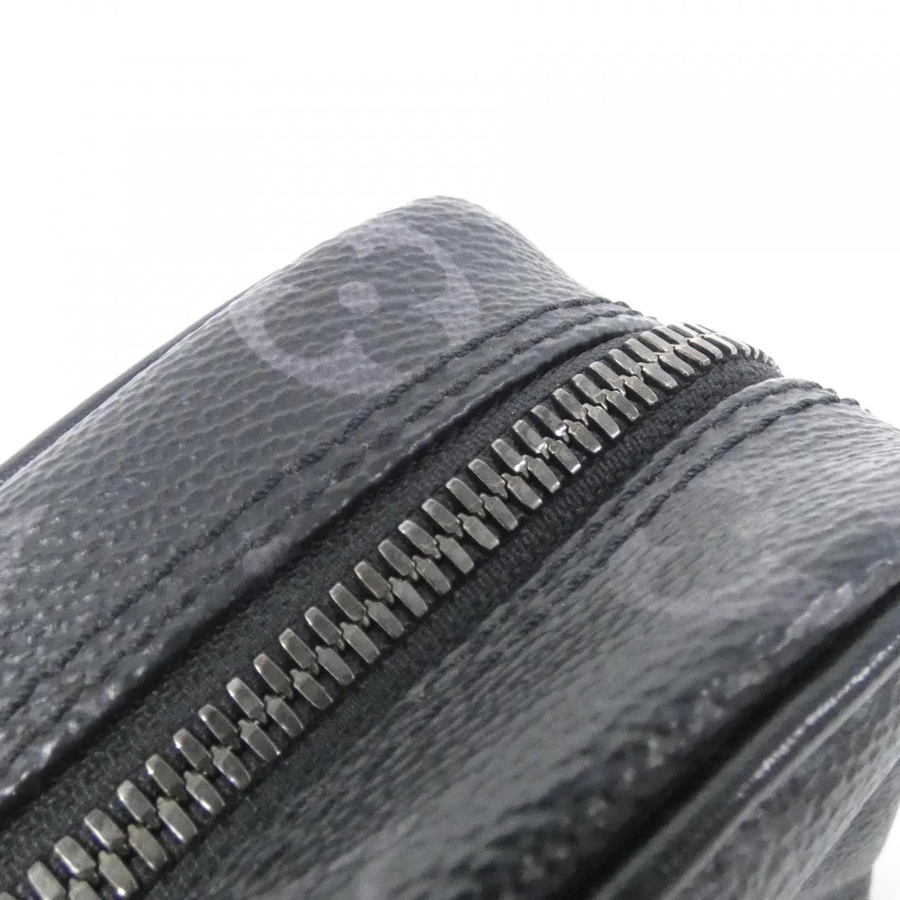 LOUIS VUITTON Eclipse M46577 Pouch Monogram 黑色 Monogram 中古品A - 縮圖 4