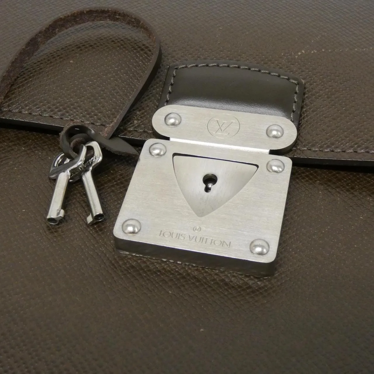 LOUIS VUITTON M31058 Handbag Black Rank B - Thumbnail 4