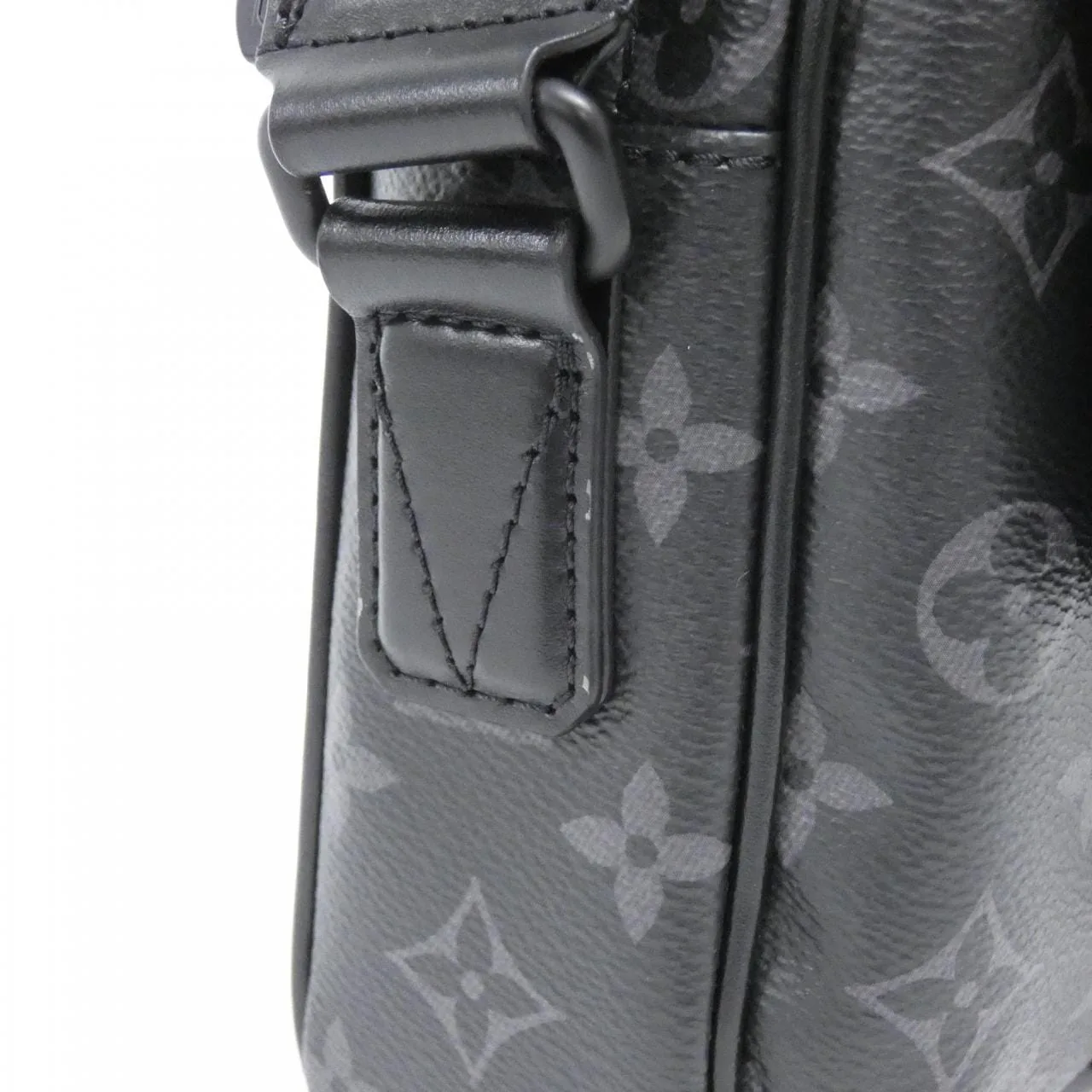 LOUIS VUITTON Eclipse M12518 Shoulder Monogram 黑色 Monogram 中古品A - 縮圖 4