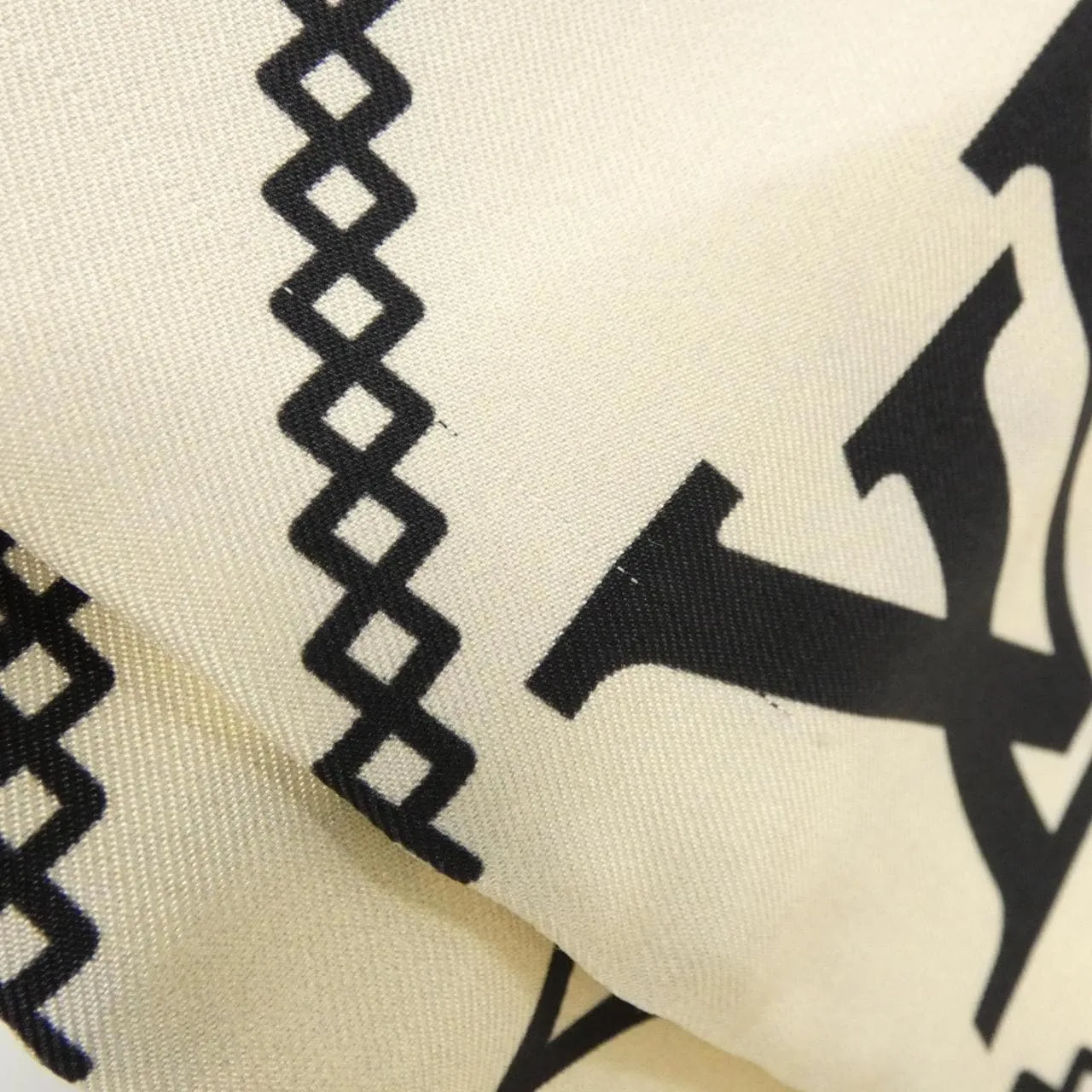 LOUIS VUITTON M77453 Scarf Beige Rank A - Thumbnail 4