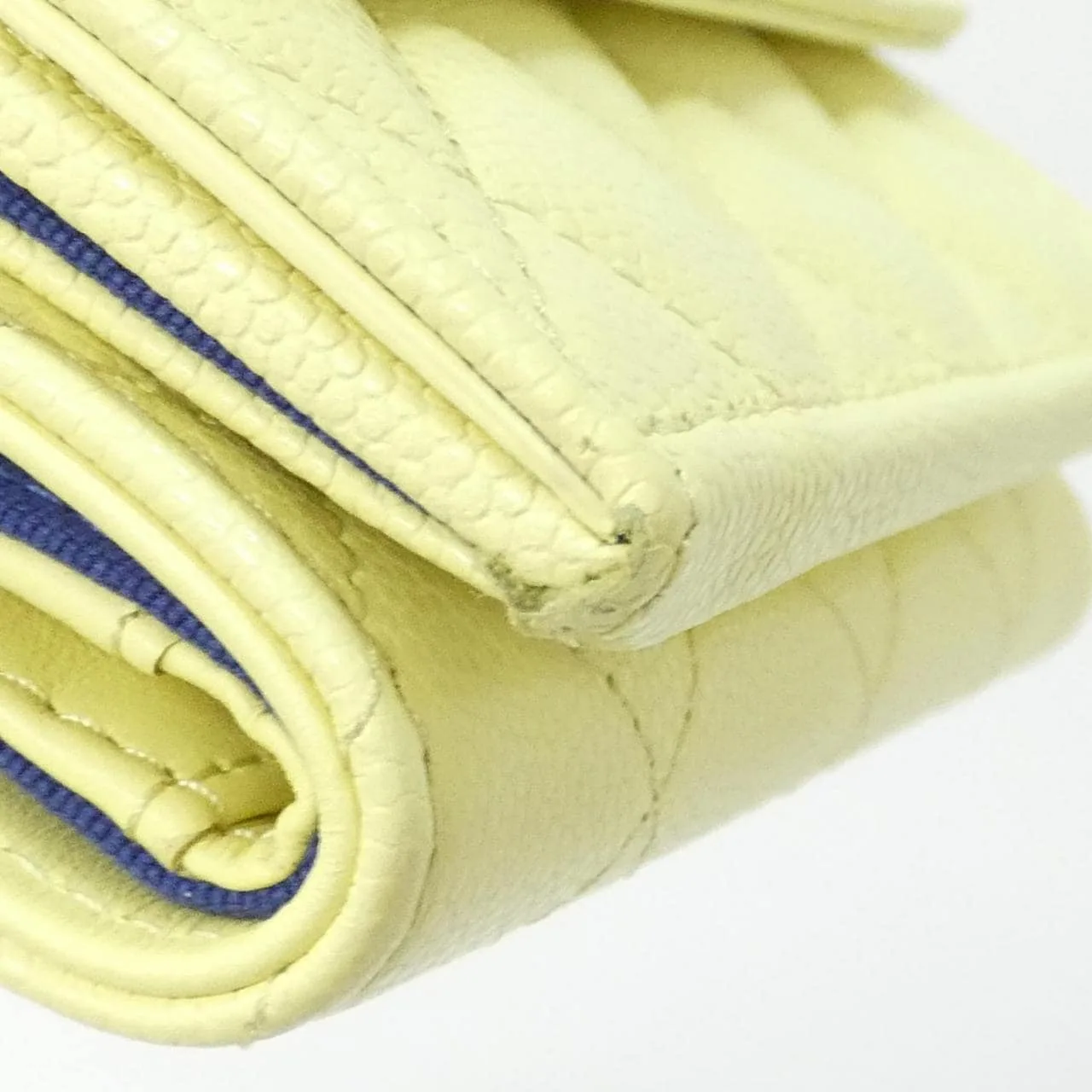 CHANEL Chanel 19 AP3518 Wallet Grained Calfskin Yellow Grained Calfskin Rank A - Thumbnail 4