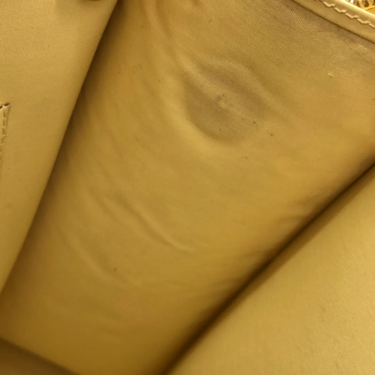 LOUIS VUITTON M5250A Shoulder Epi 黑色 Epi 中古品A - 縮圖 10