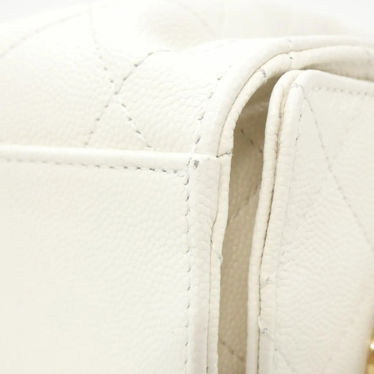 CHANEL AS5600 Backpack Grained Calfskin 白色 荔枝紋牛皮 中古品A - 縮圖 3